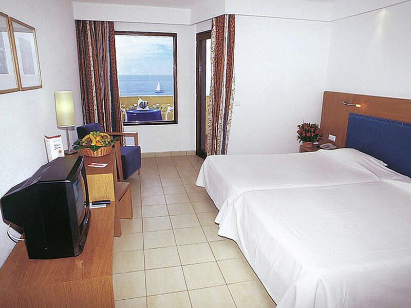 Alfamar Beach & Sport Resort