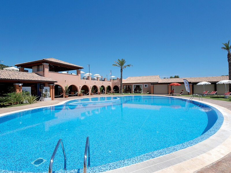 Alma Resort