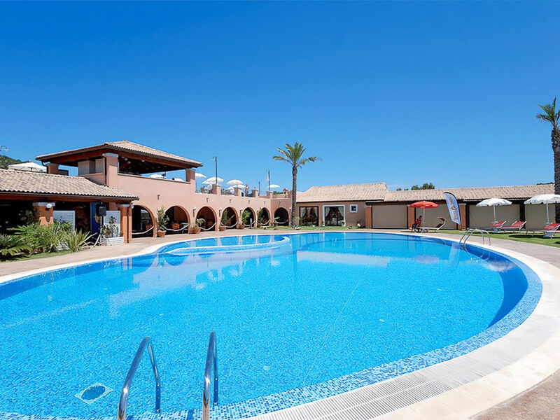 Alma Resort