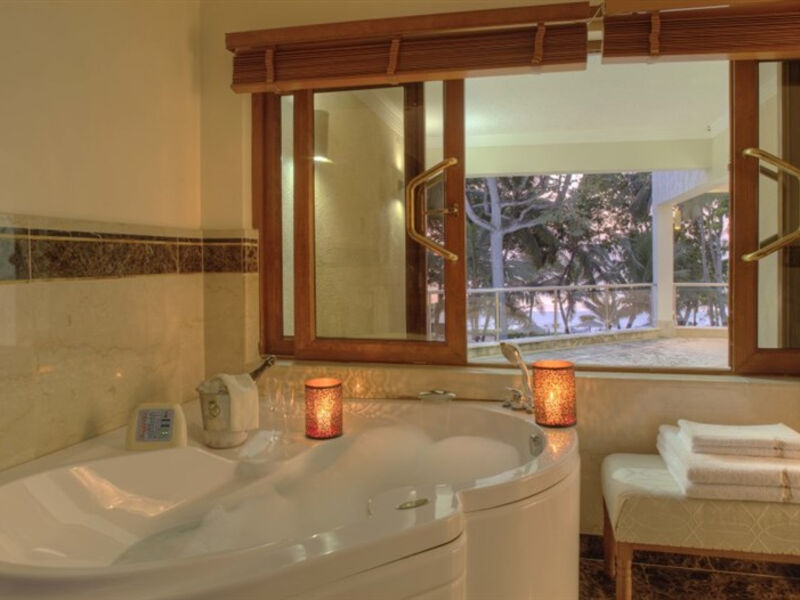 Almanara Luxury Boutique Hotel and Villas