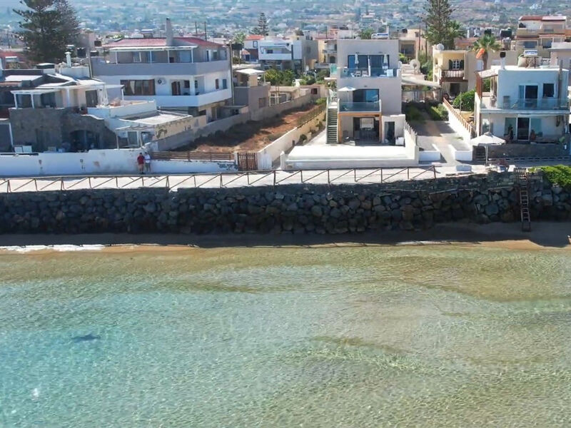 Almare Beach