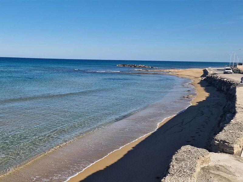 Almare Beach