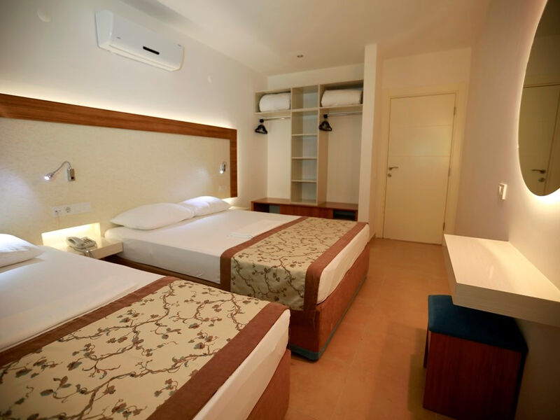 Almera Park Apart Hotel