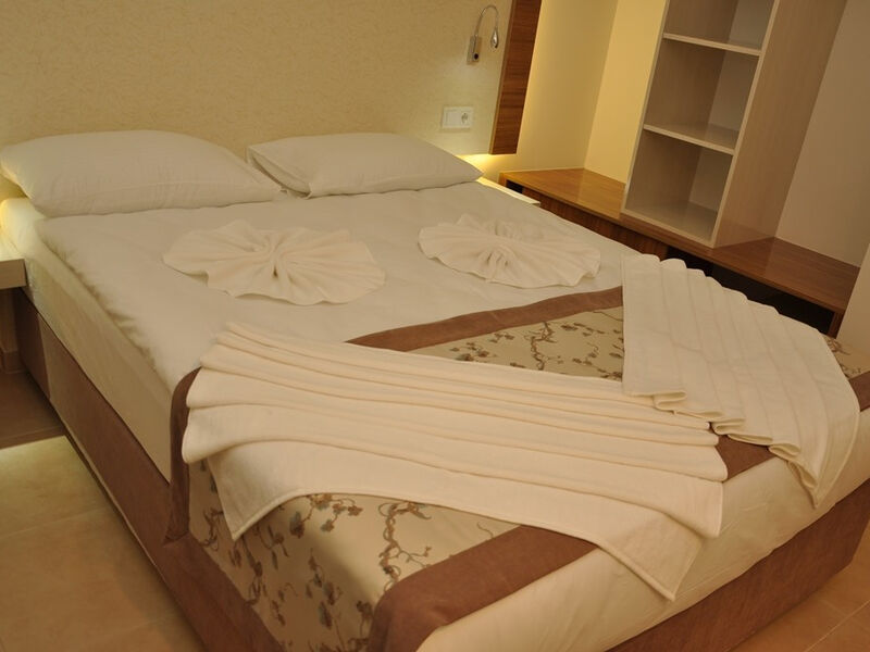 Almera Park Apart Hotel