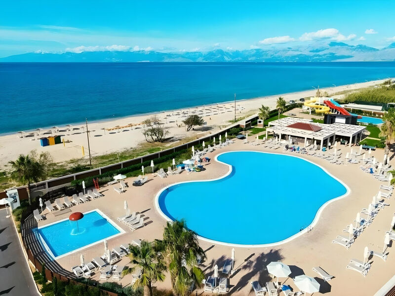 Almyros Beach