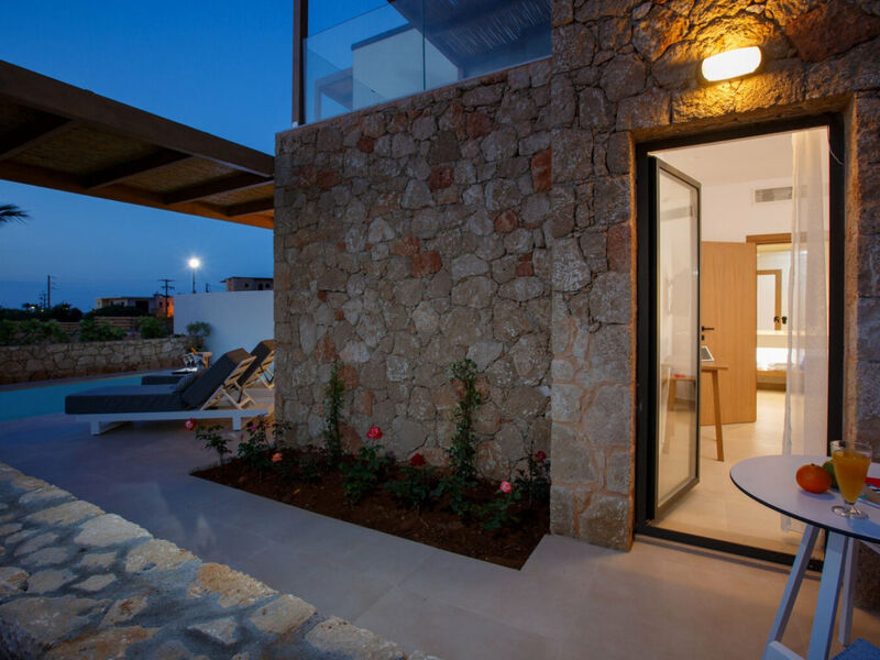 Aloe Boutique Hotel Powered By Anissa Beach