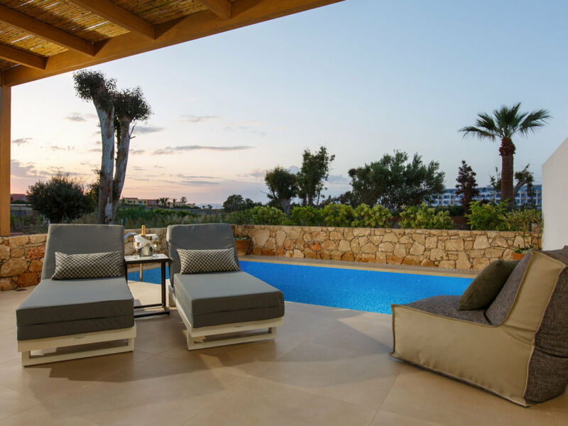 Aloe Boutique Hotel Powered By Anissa Beach