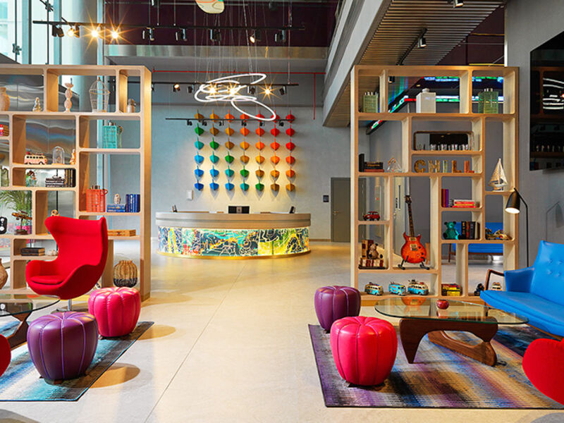 Aloft The Palm