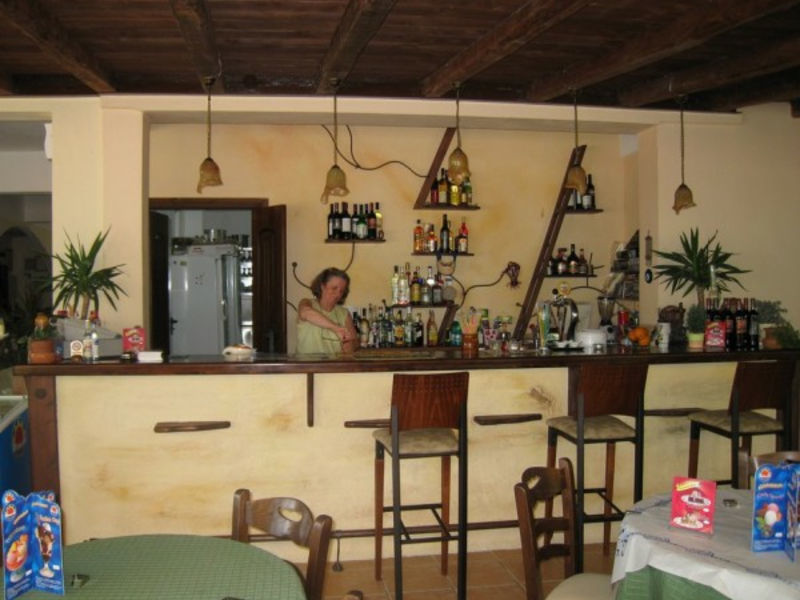 Alonakia