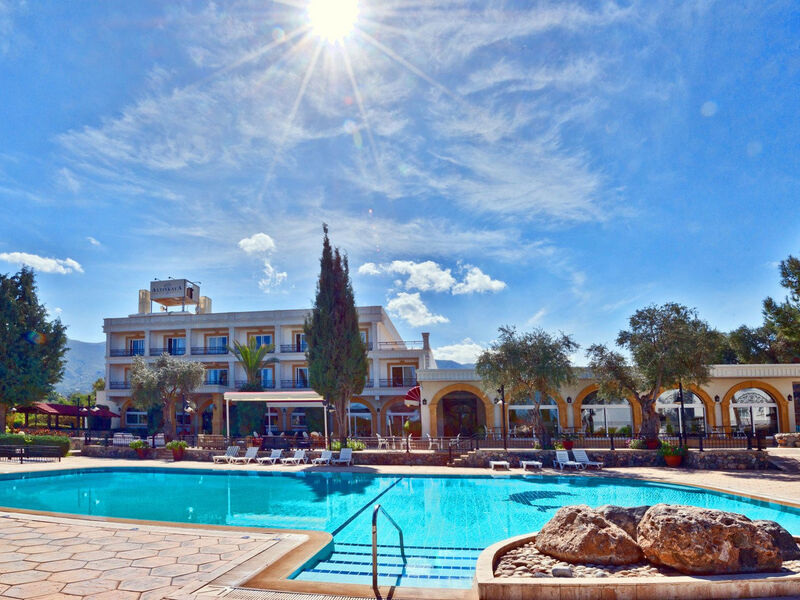 Altinkaya Holiday Resort