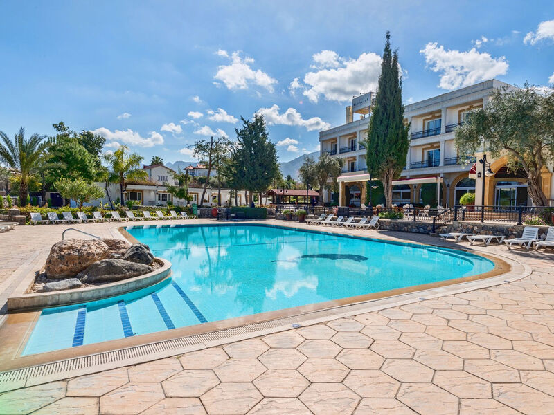 Altinkaya Holiday Resort