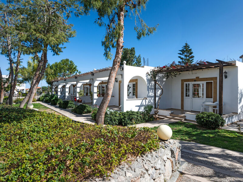 Altinkaya Holiday Resort
