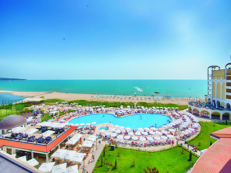 Alua Helios Bay