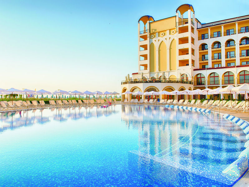 Alua Helios Bay