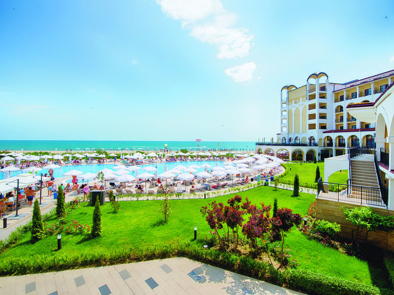 Alua Helios Bay