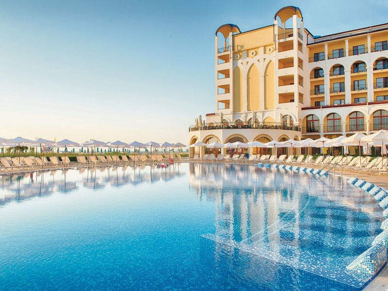 Alua Helios Bay