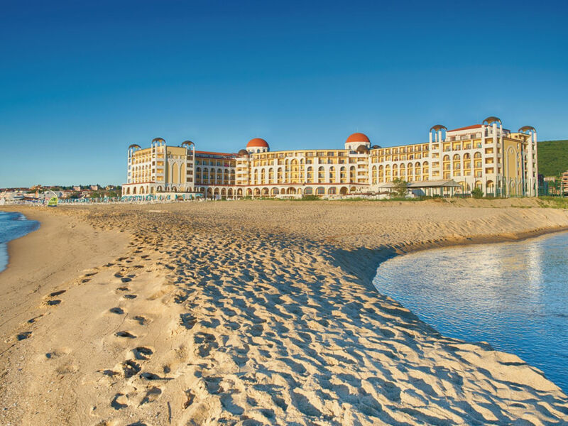 Alua Helios Bay
