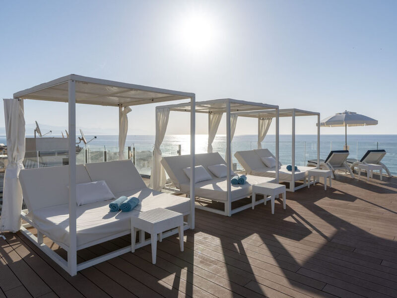 Alua Sun Lago Rojo