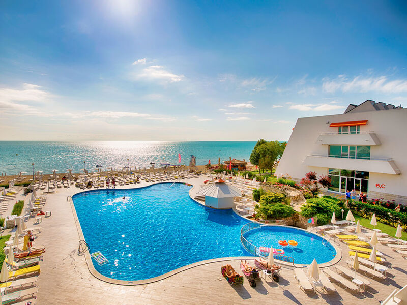 AluaSun Helios Beach