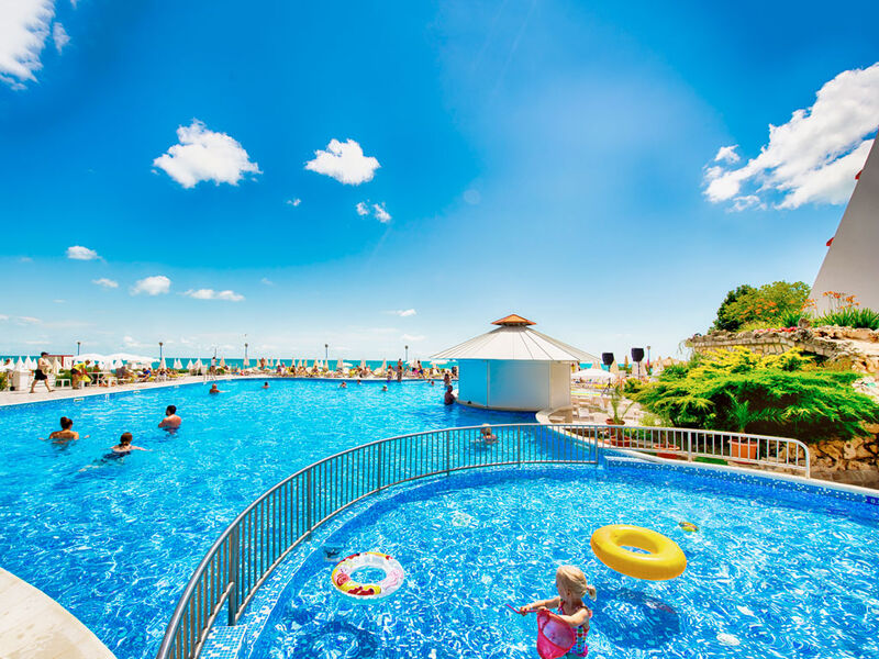AluaSun Helios Beach