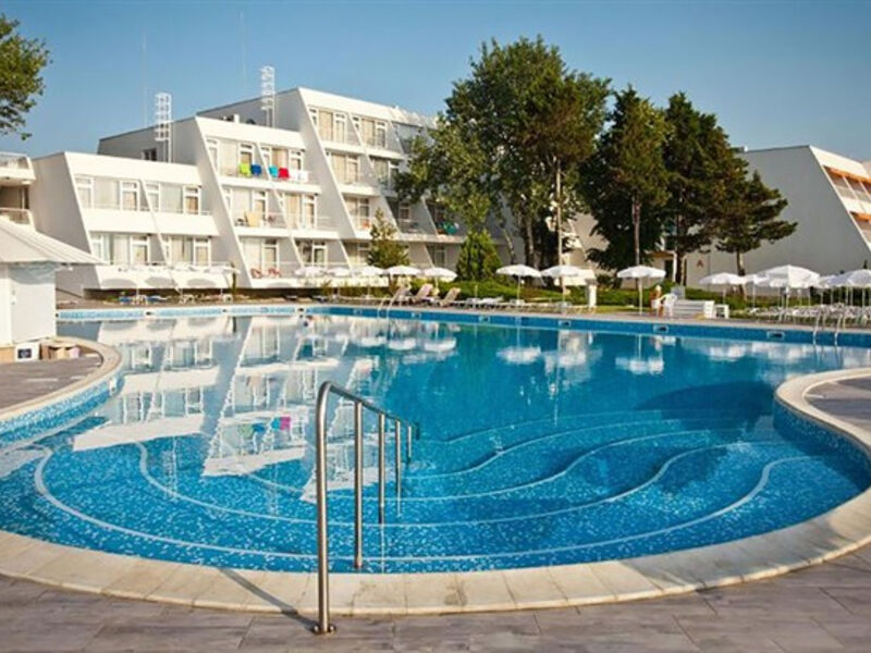 AluaSun Helios Beach