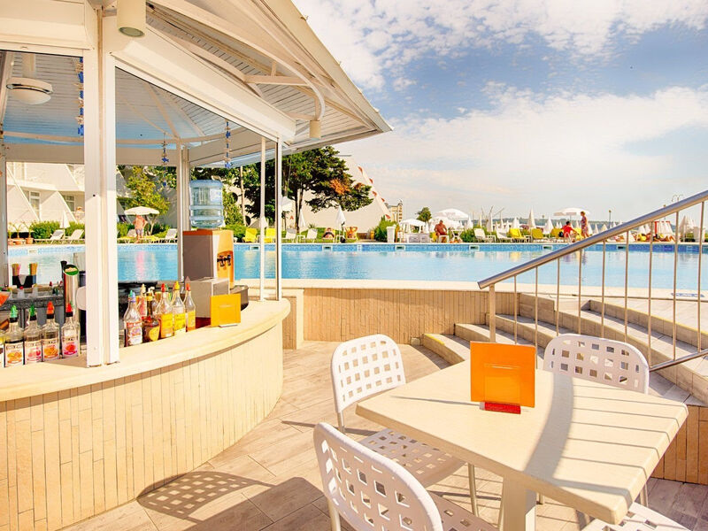 Alua Sun Helios Beach