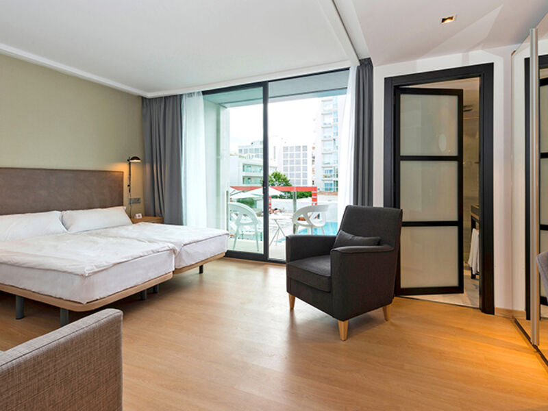 Kyrat Amarac Suites