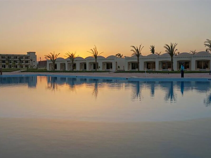 Amarina Queen Resort