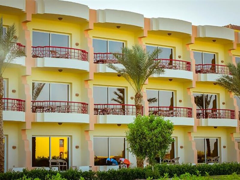 Amarina Queen Resort