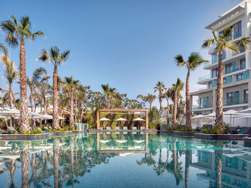 Amavi, MadeForTwo Hotels