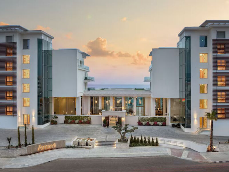 Amavi, MadeForTwo Hotels