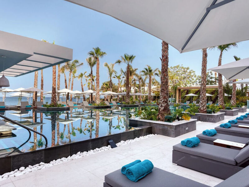 Amavi, MadeForTwo Hotels