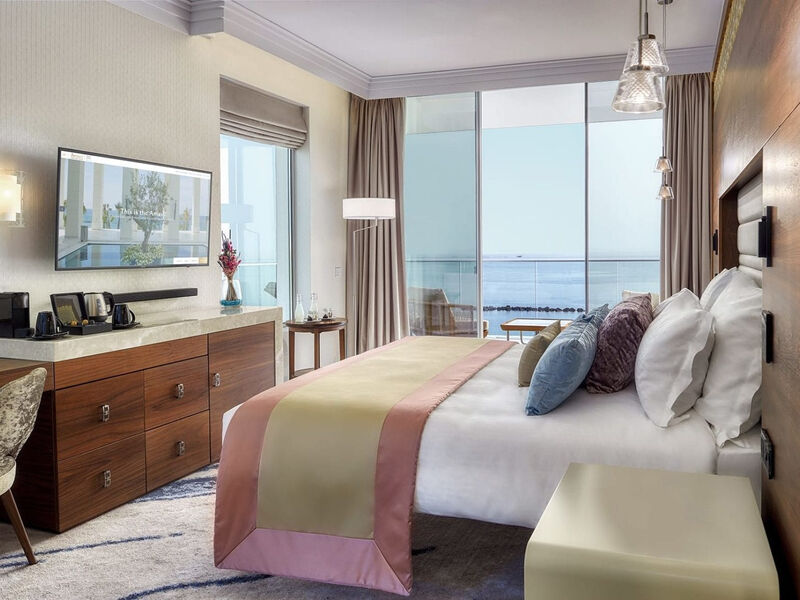Amavi, MadeForTwo Hotels