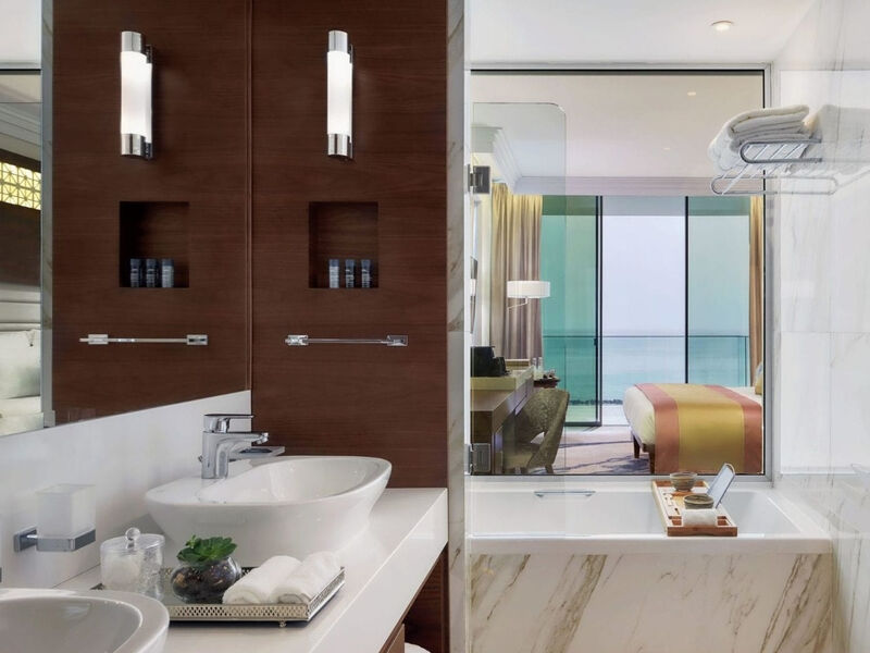 Amavi, MadeForTwo Hotels