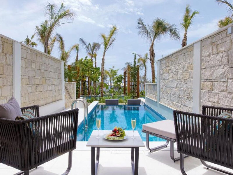 Amavi, MadeForTwo Hotels