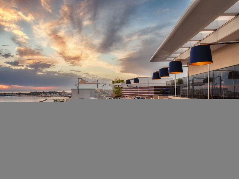 Amavi, MadeForTwo Hotels