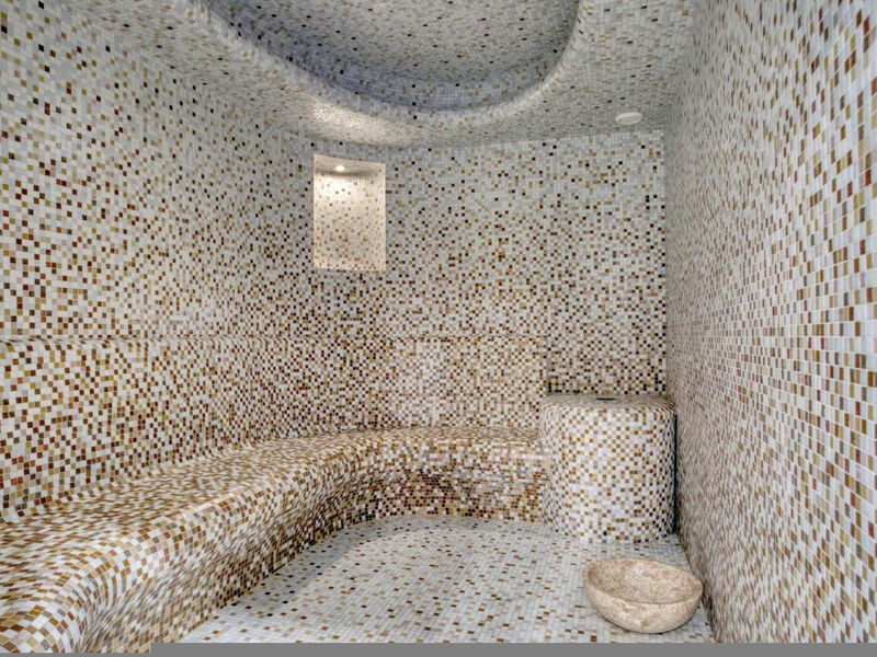 Amavi, MadeForTwo Hotels