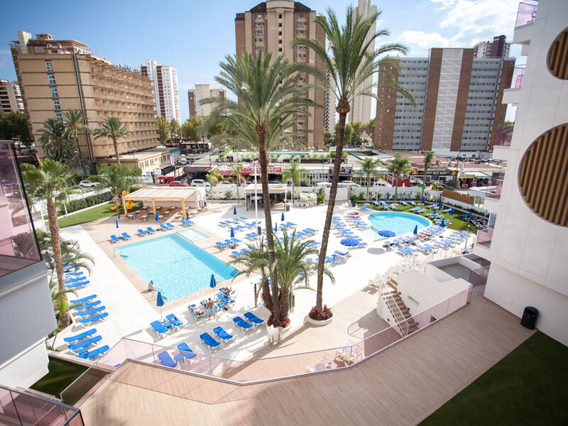 Ambassador Playa Ii