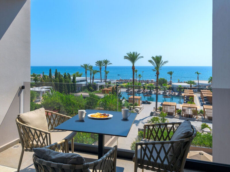 Ammades All-Suite Beach Hotel