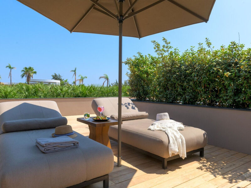 Ammades All-Suite Beach Hotel