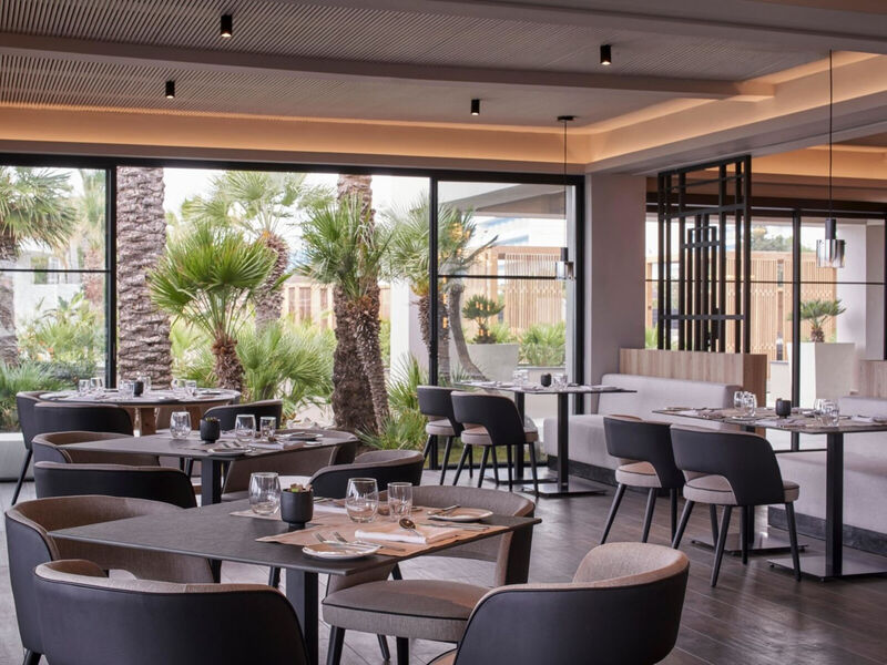 Ammades All-Suite Beach Hotel