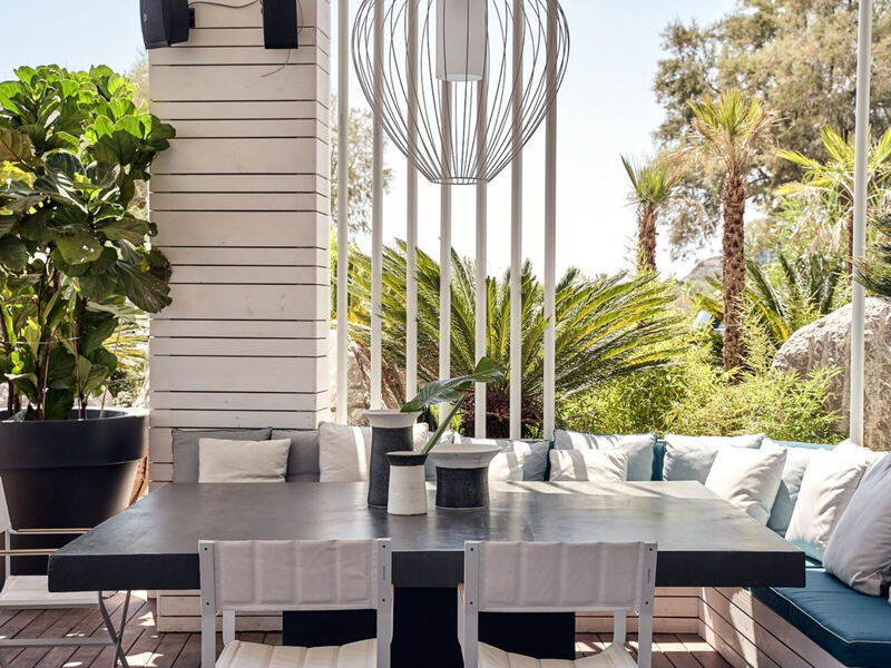 Ammades All-Suite Beach Hotel