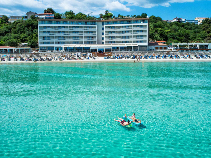 Ammon Zeus Luxury Beach