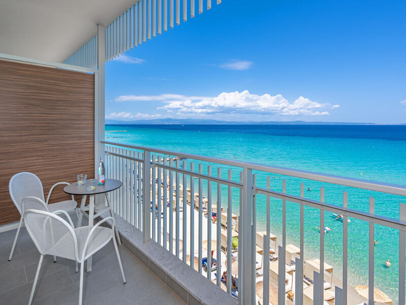 Ammon Zeus Luxury Beach