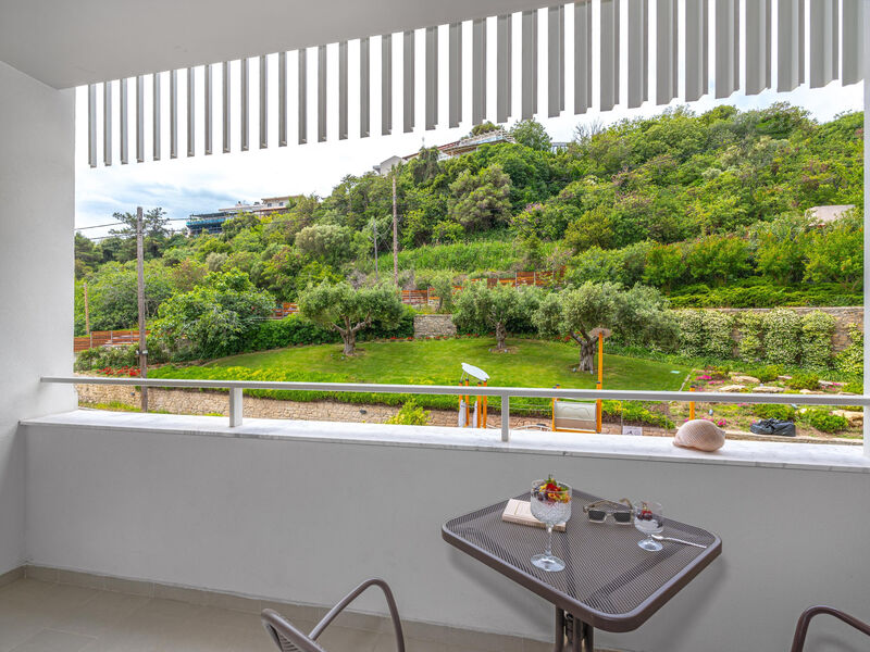 Ammon Zeus Luxury Beach