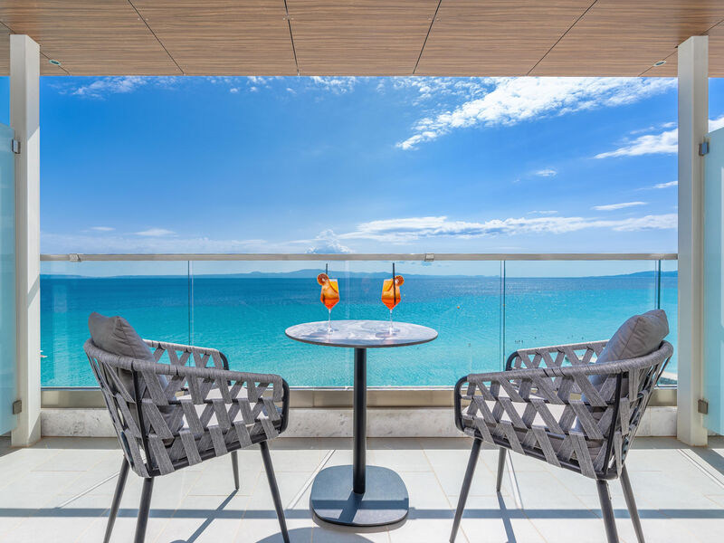 Ammon Zeus Luxury Beach