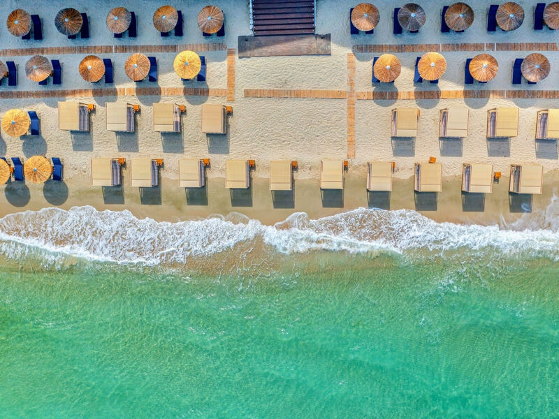 Ammon Zeus Luxury Beach