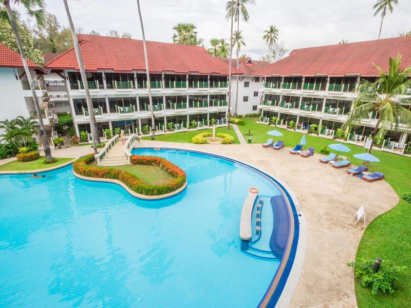 Amora Beach Resort