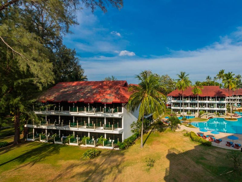 Amora Beach Resort