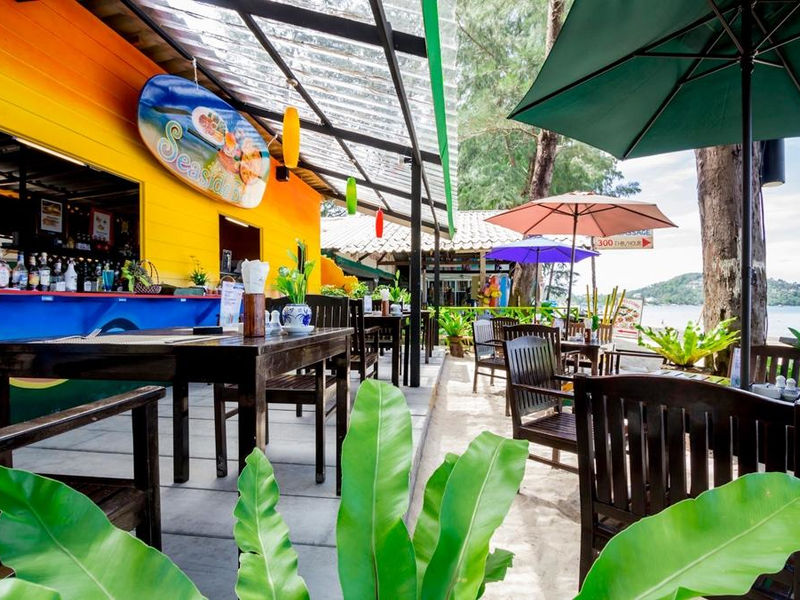 Amora Beach Resort
